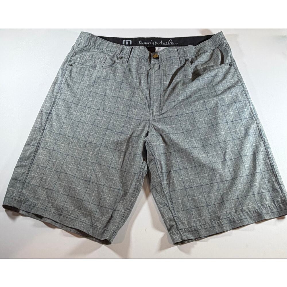 TravisMathew Men’s Golf Shorts Size 36 Gray Plaid Performance Stretch